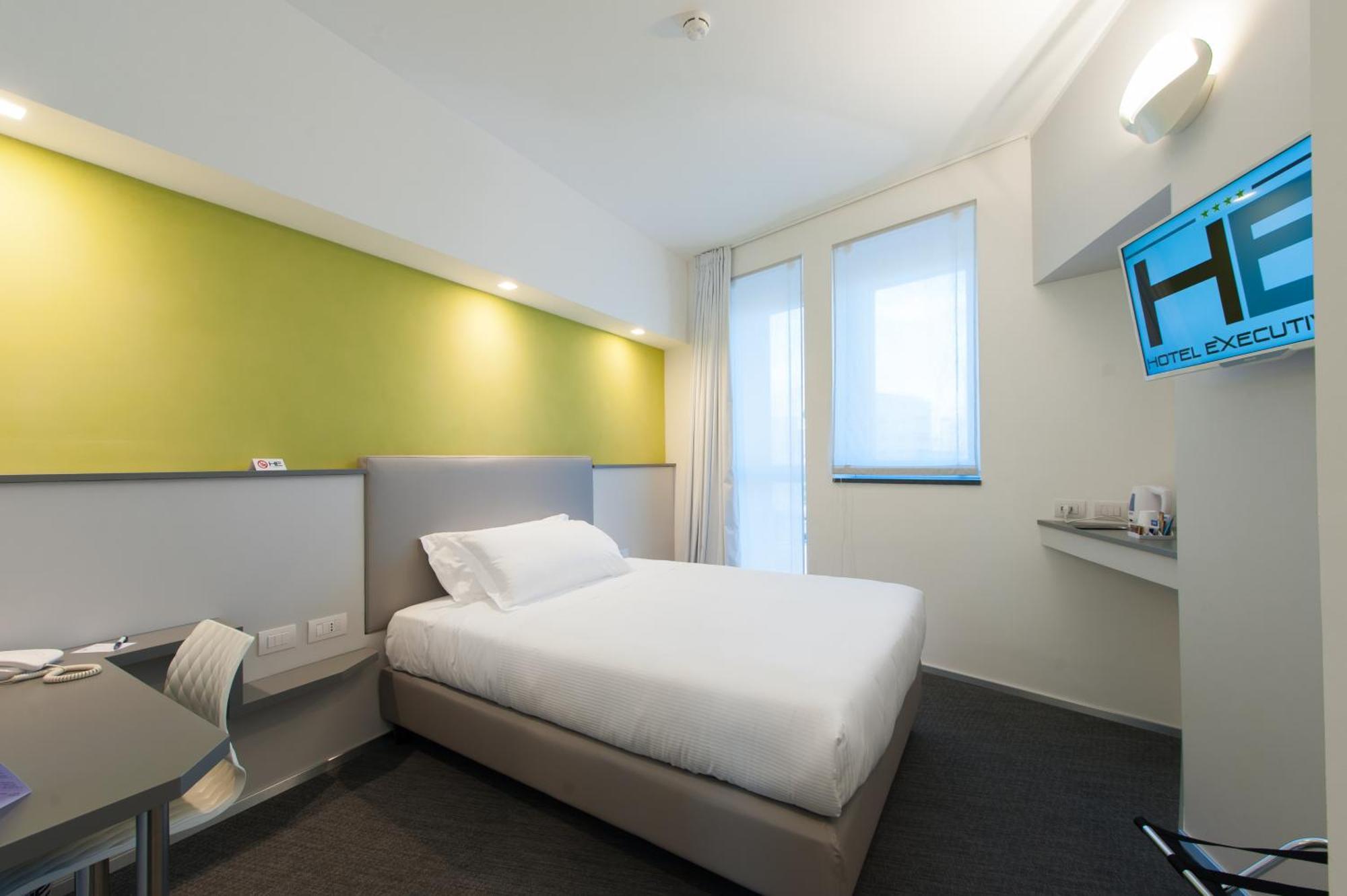 Hotel Executive Boutique 4*
