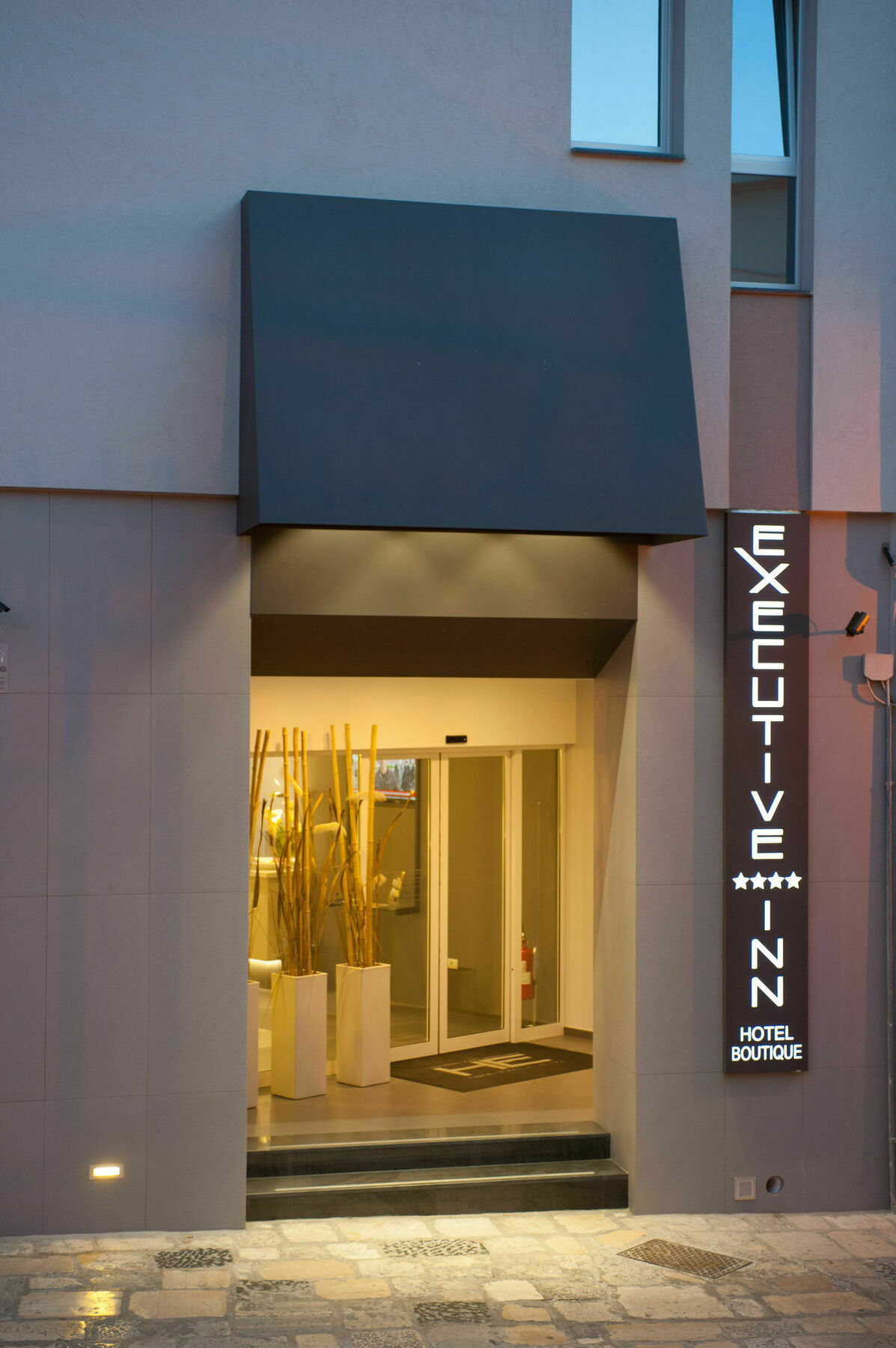 Executive Boutique Hotel